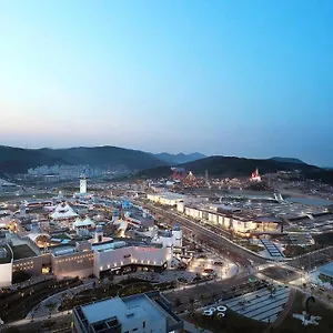 https://elmomento-osiria.busan-hotelsweb.com